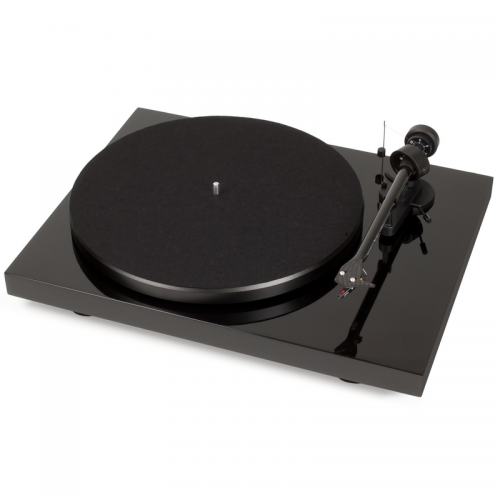 Проигрыватель винила Pro-Ject Debut Carbon (DC) piano black (Ortofon 2M-RED)