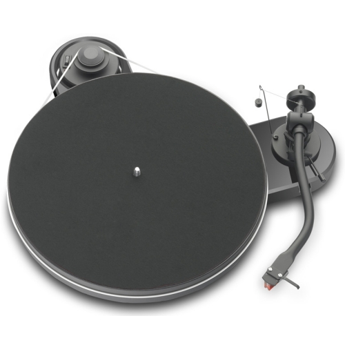 Проигрыватель винила Pro-Ject RPM 1.3 Genie (Ortofon 2M-Red) piano black