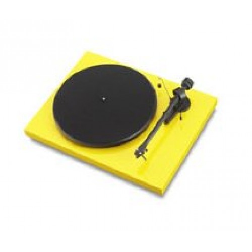 Проигрыватель винила Pro-Ject Debut III (Ortofon OMB-5e) piano yellow